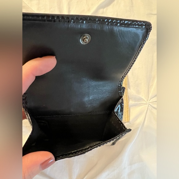 Burberry wallet. Small. H 4”x  W 4.25” Depth 1” - Picture 5 of 6